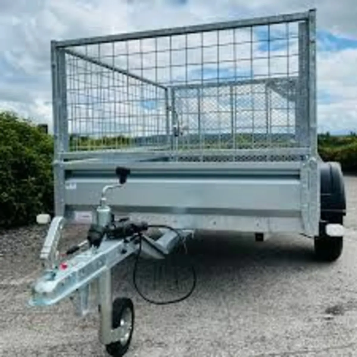 M-TEC 6x4 Single Axle Trailer - Image 1