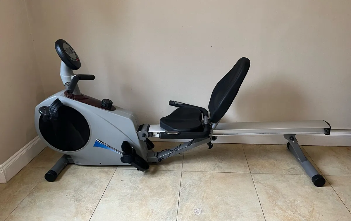 2 in one rowing machine & recumbent bike - Image 1