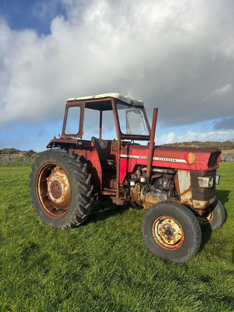 Massey 165 - Image 1