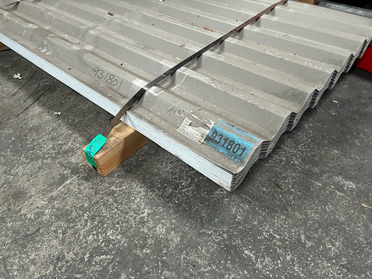 100 new boxprofile 16ft roof sheets €4000 - Image 3