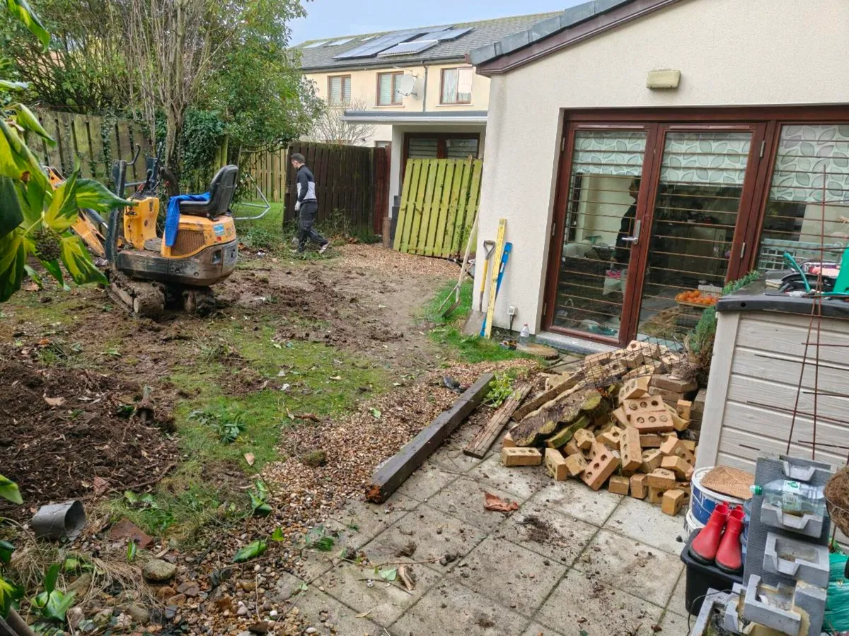Pavin & landscaping & tiling - Image 3