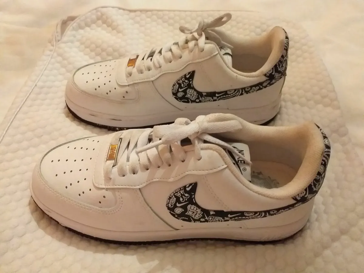 MENS NIKE TRAINERS - Image 1