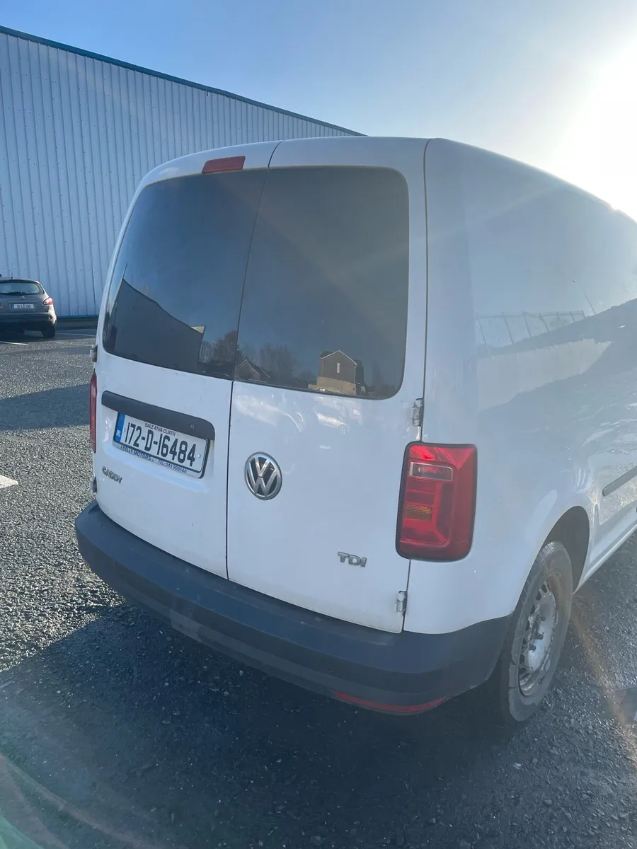VW Caddy - Image 2