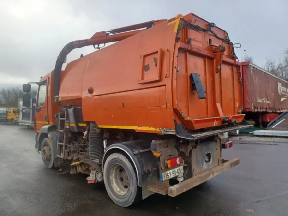 2015 Daf Lf 220 Fa 16t Sweeper For Auction - Image 3