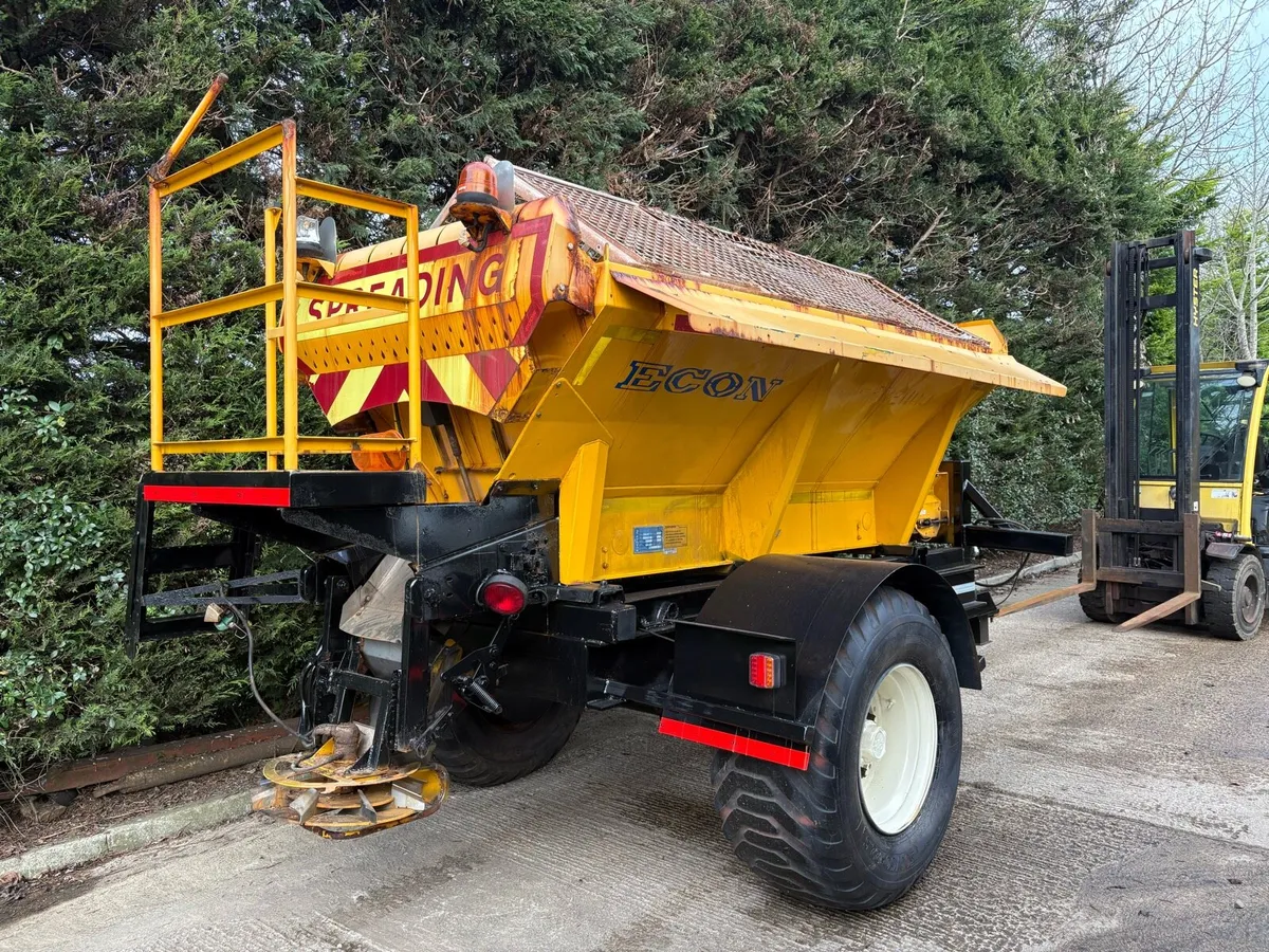 gritter trailer - Image 3