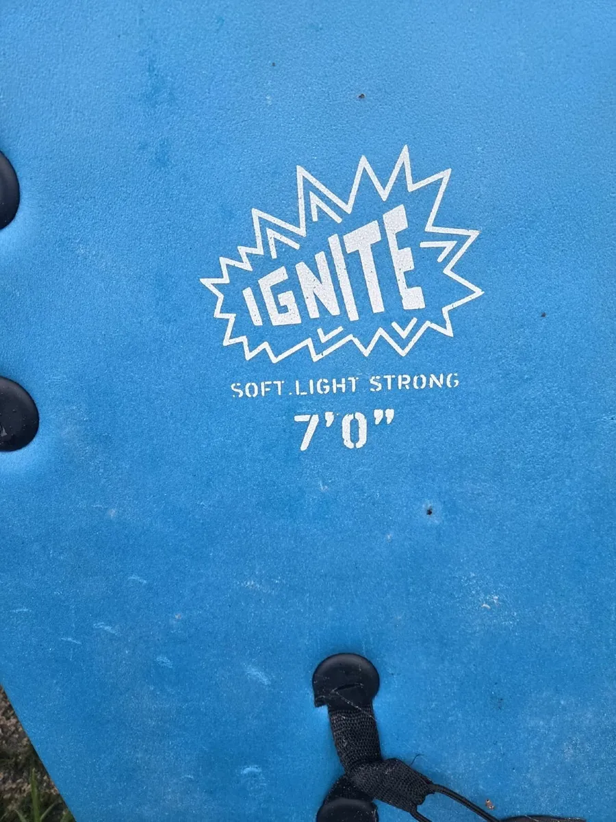 7' Vision Ignite Surfboard and Northcore Bag - Image 2