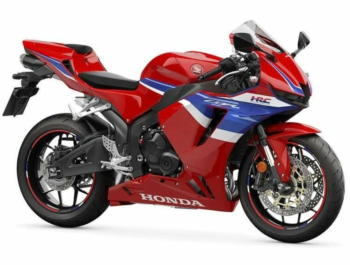 Yamaha r6/Honda CBR600 RR stunners - Image 2