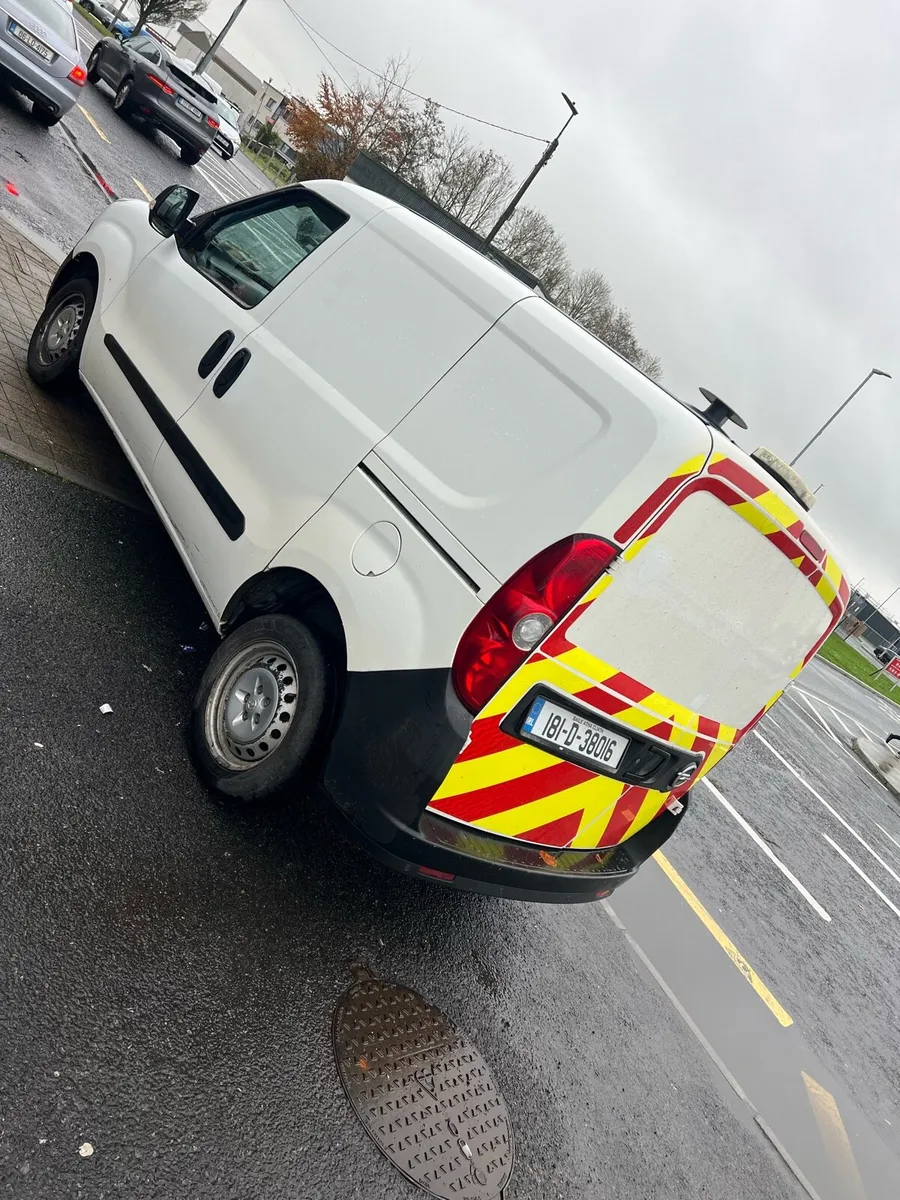 Opel Combo 2nd Owner - Image 4