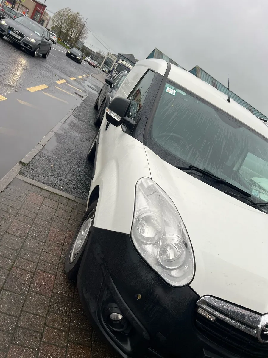 Opel Combo 2nd Owner - Image 2