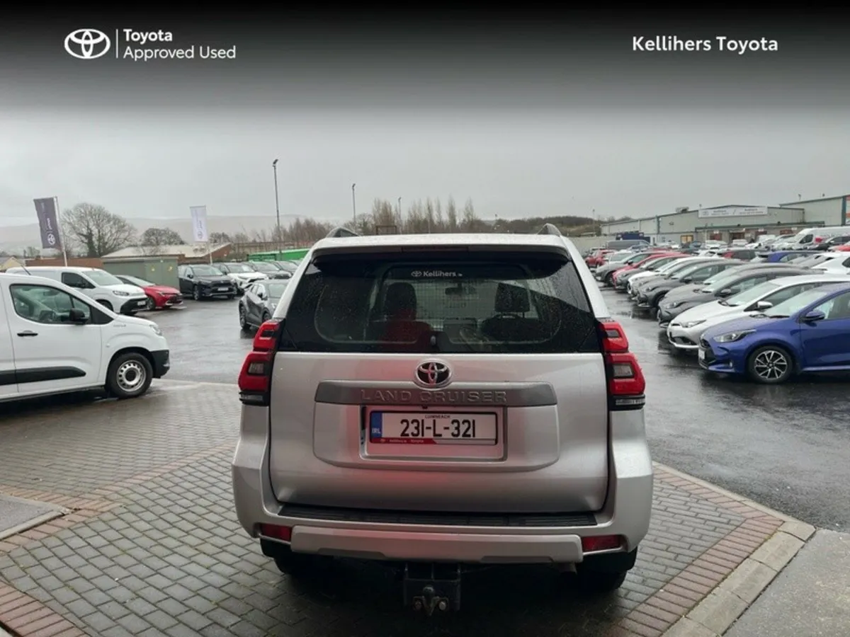 Toyota Land Cruiser LWB AUTO (HEATED & LEATHER) - Image 4