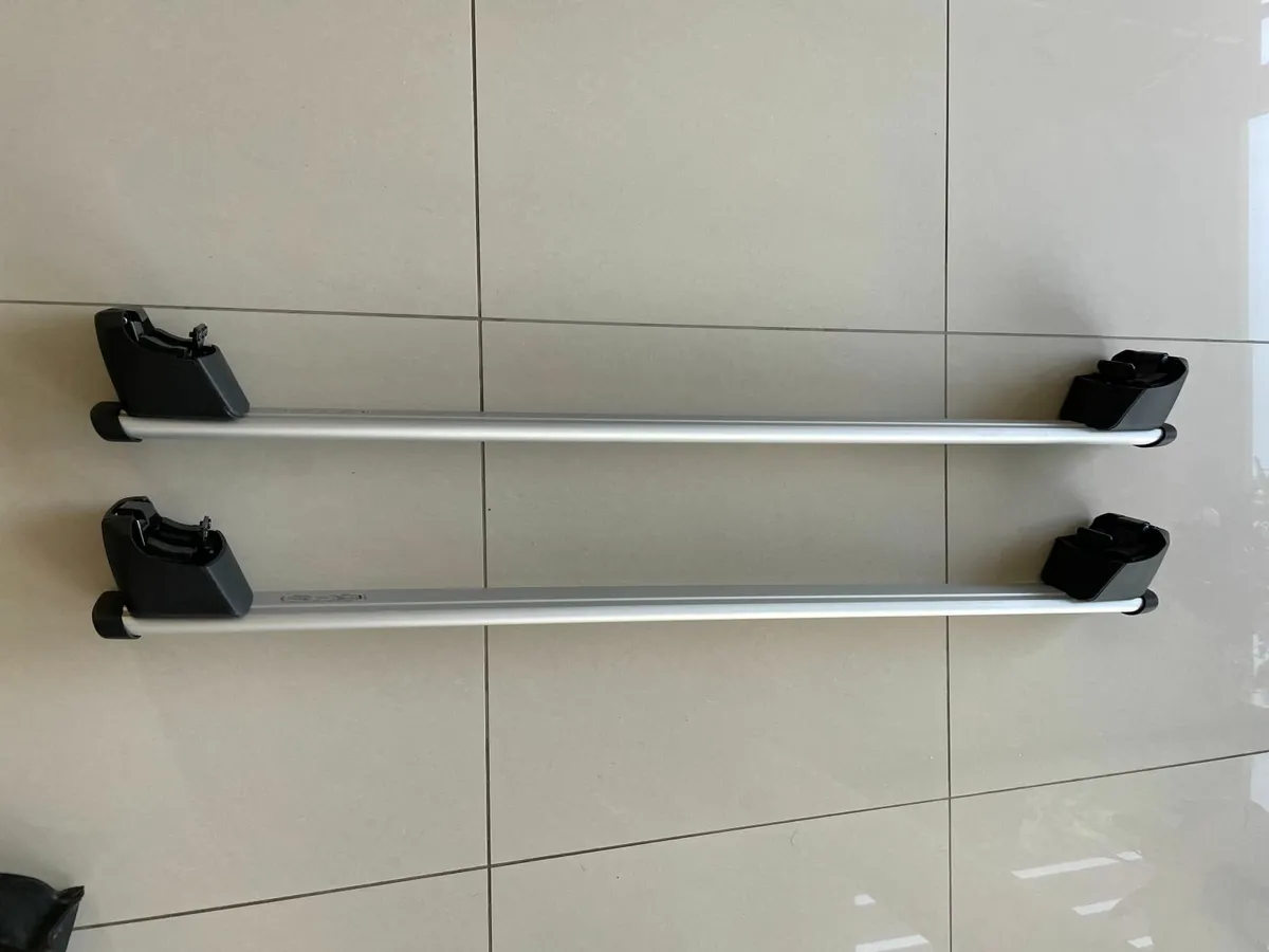 Original Audi Q5 Roof Rack Bars - Image 2