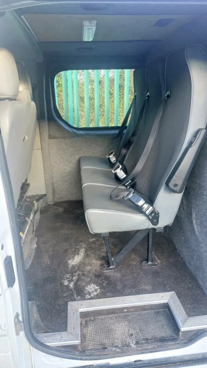 Vauxhall Vivaro 2010 Crewcab - Image 1