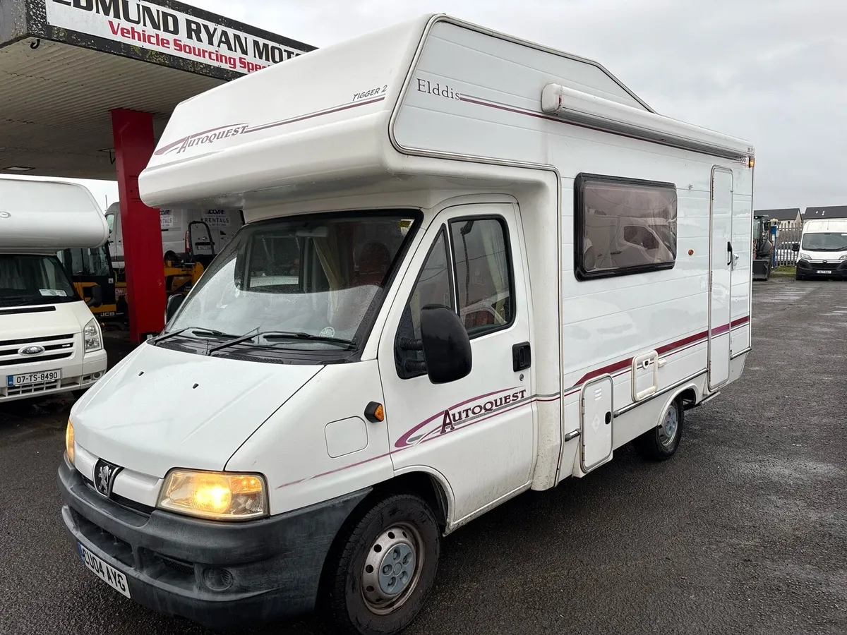 04 Compass Avantgarde  4berth As new only 40,000m! - Image 2