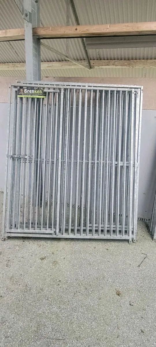 Boarding Kennels - Image 2