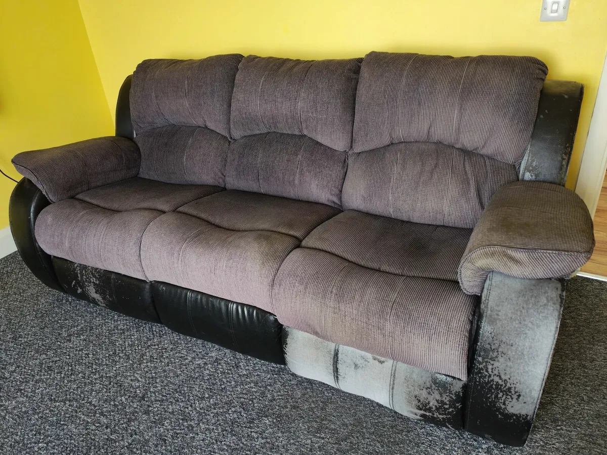 Kayde 3 Seater Recliner Couch - Image 1