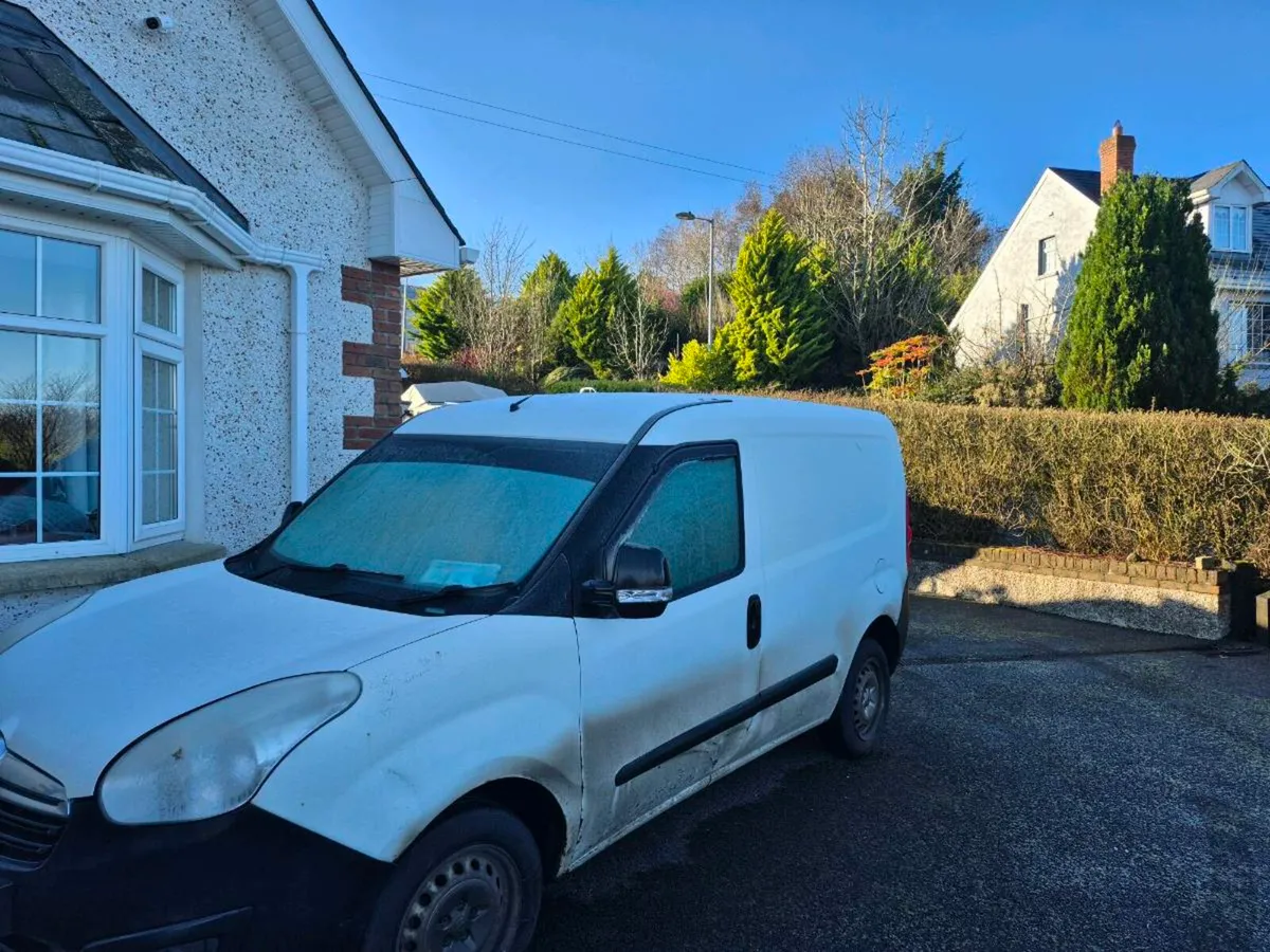 141 opel combo van - Image 1