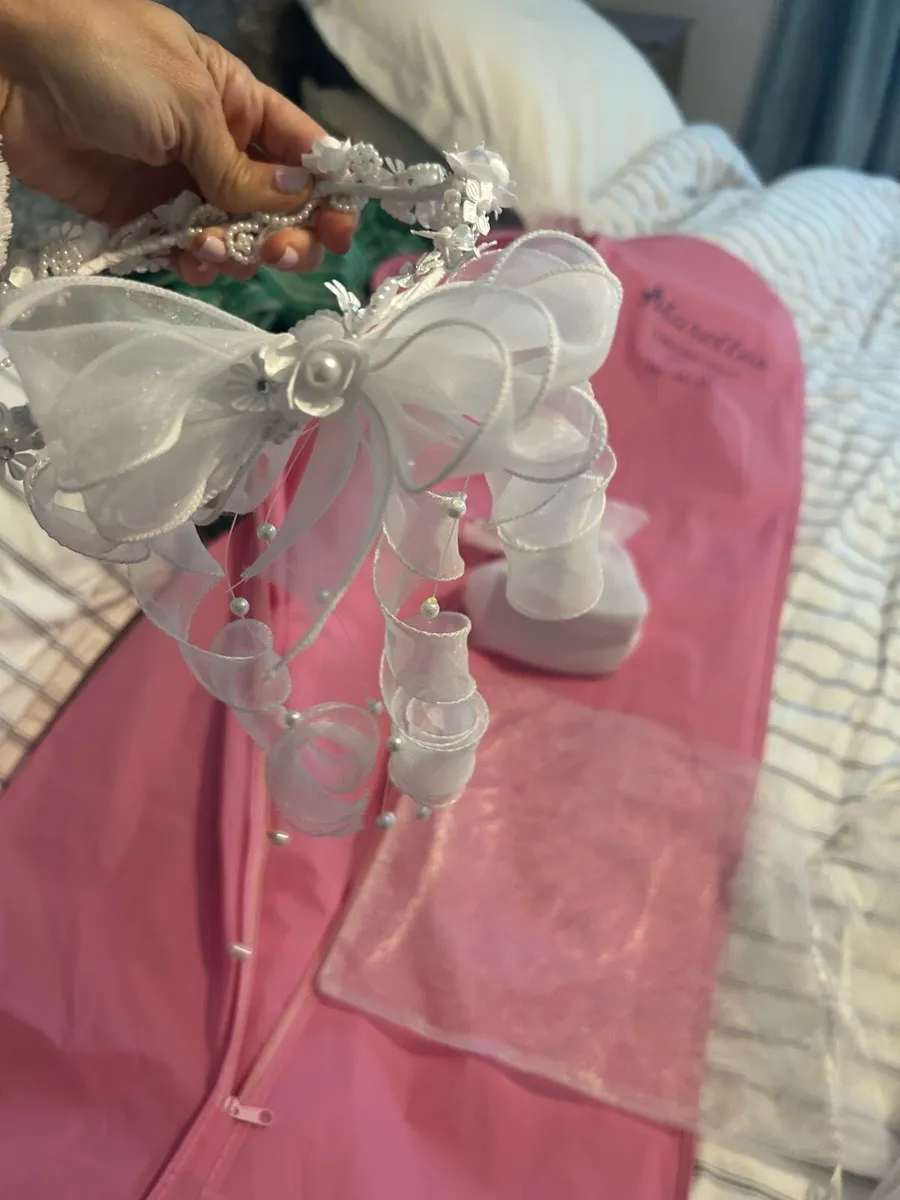 Communion Dress Bundle [bag,  headpiece and shoes] - Image 4