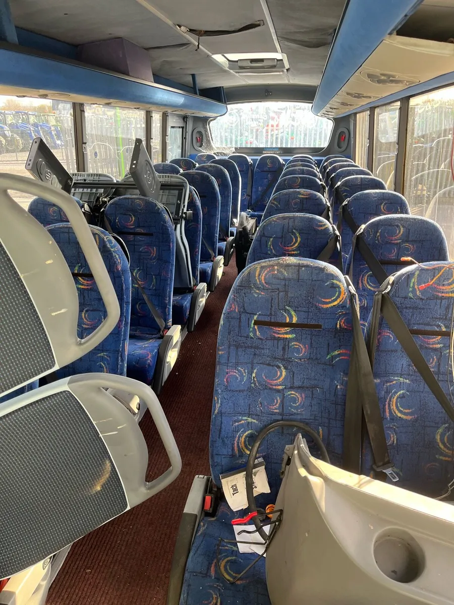 33 seater - Image 4