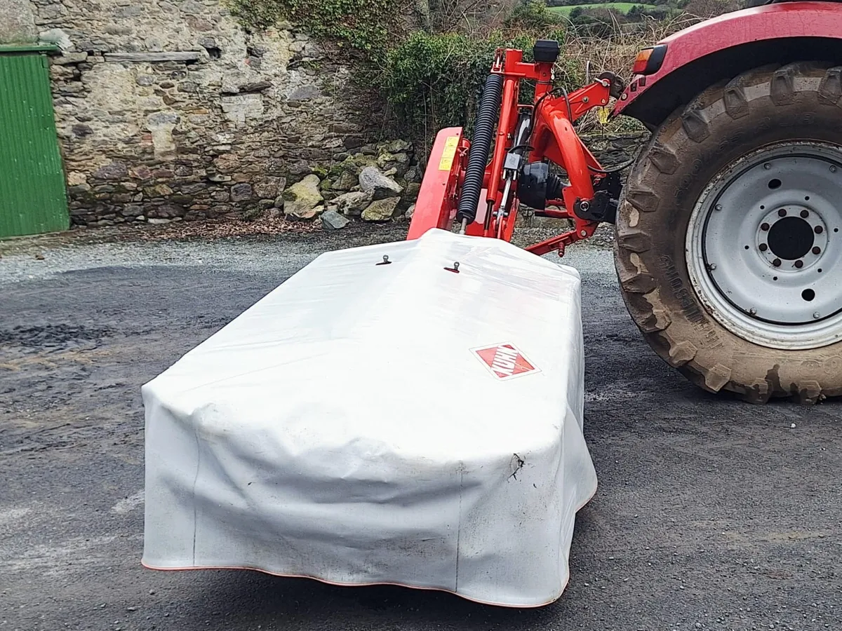 2021 Kuhn GMD 285 Disc Mower (25434) - Image 1