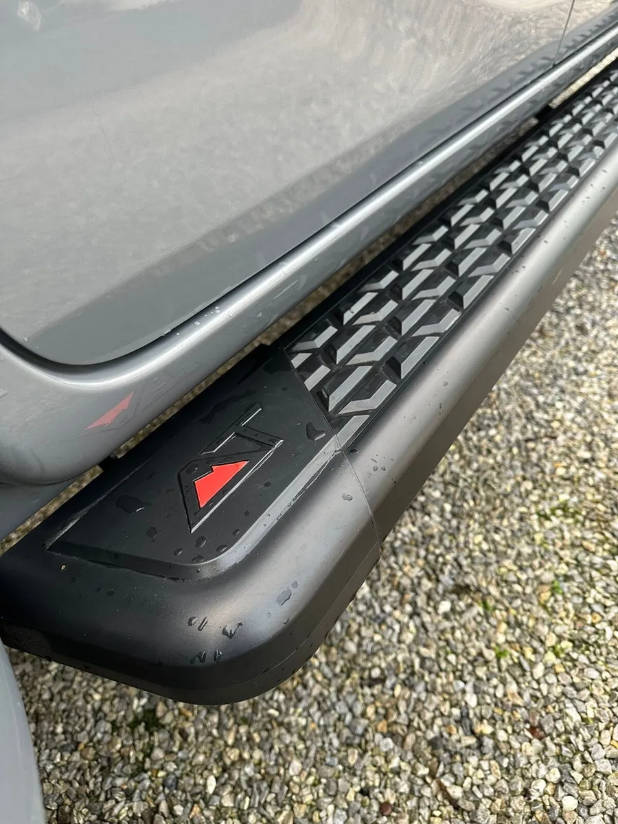 Isuzu D-Max LSE AT35 - Image 4