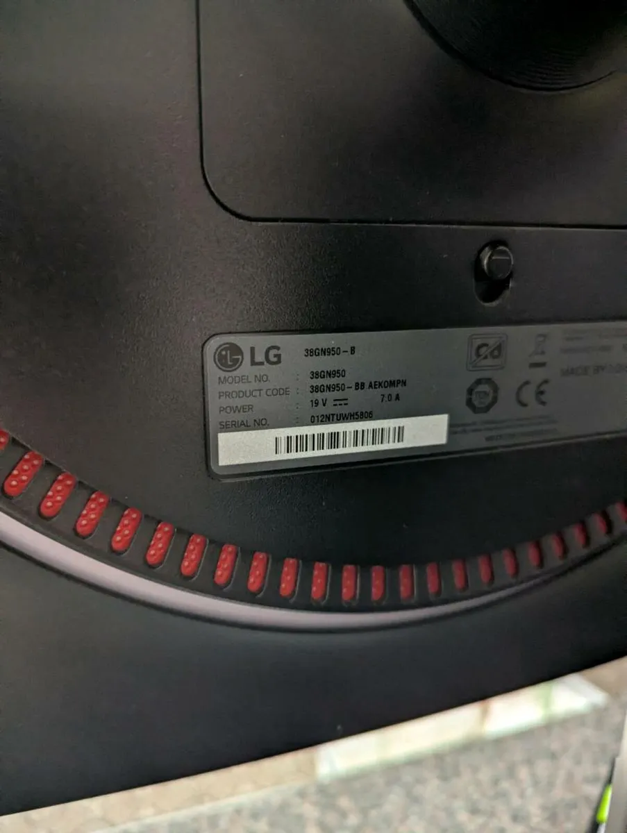 LG 38GN950-B - Image 4