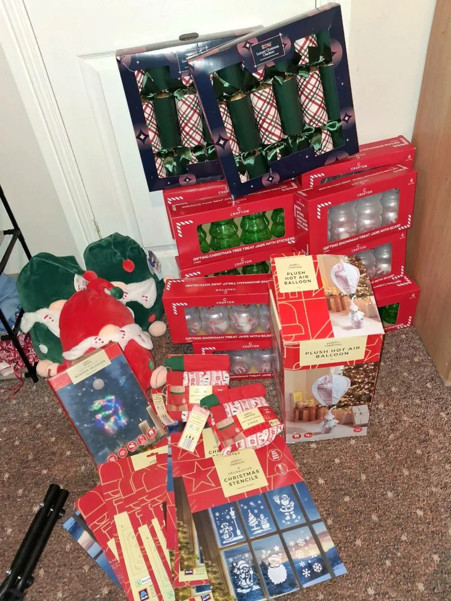 Joblot christmas - Image 1