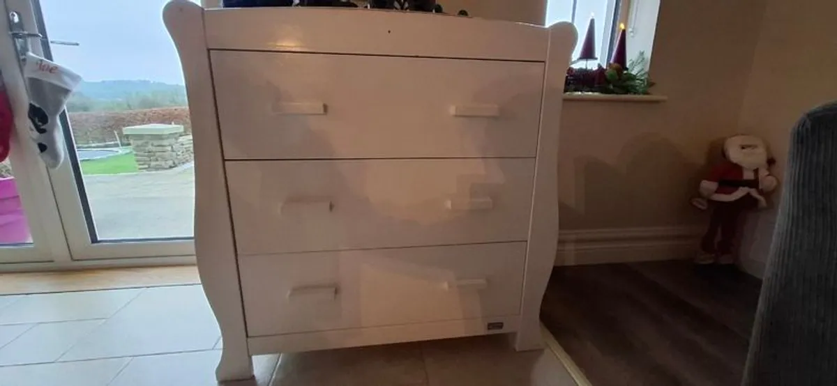 BR Baby Changing Unit - Image 1