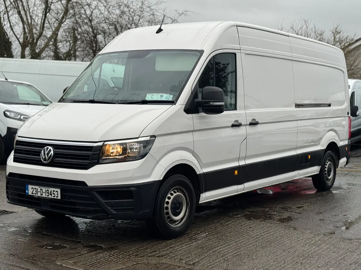 VOLKSWAGEN CRAFTER 2.0L DIESEL 2023 - Image 3
