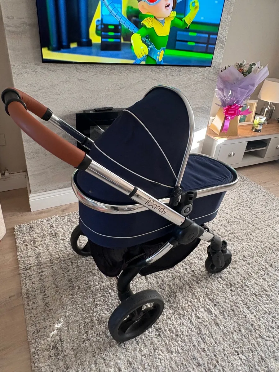 Icandy Peach - carrycot and buggy - Image 3