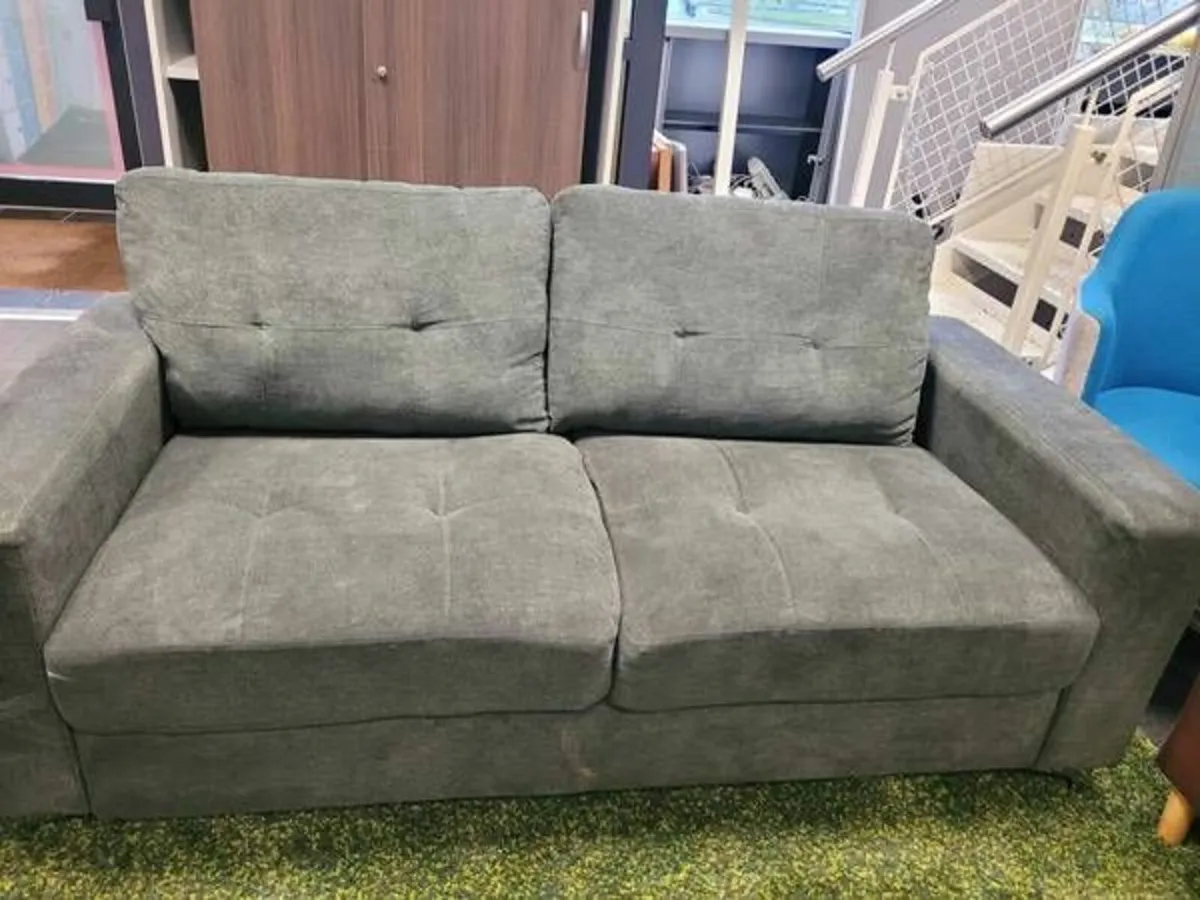 Reception Soft Furnishings - Image 3