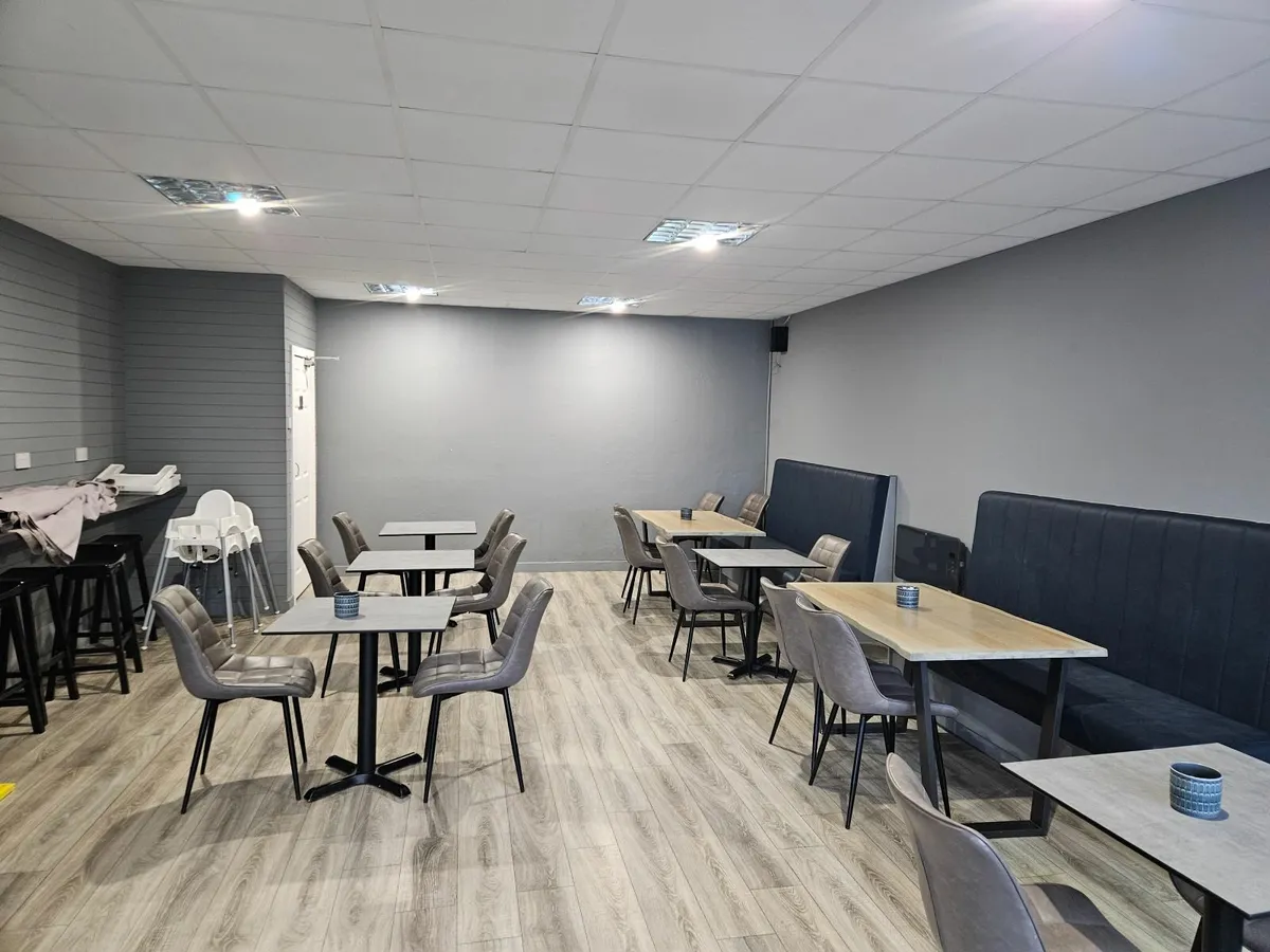 Whole café contents - Image 3