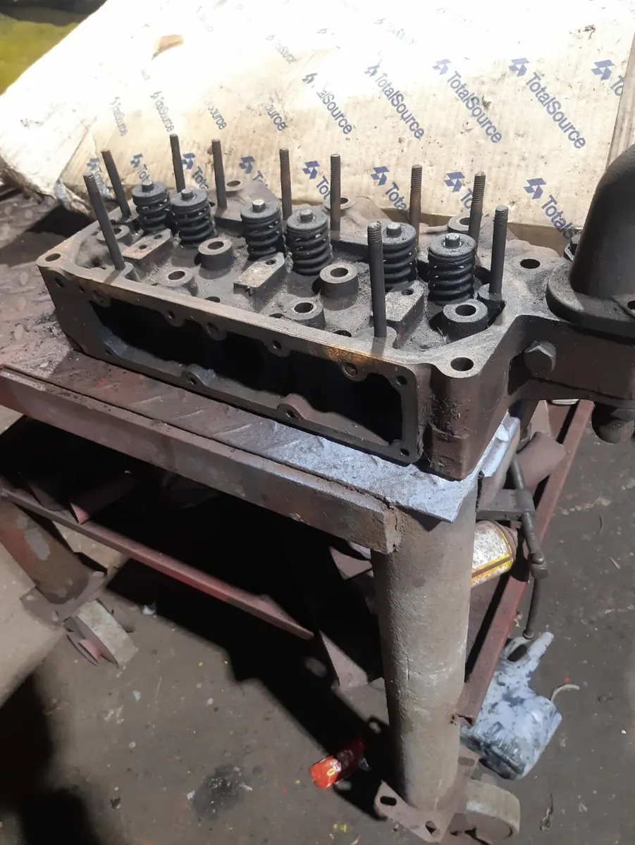 David Brown 770 Engine - Image 3