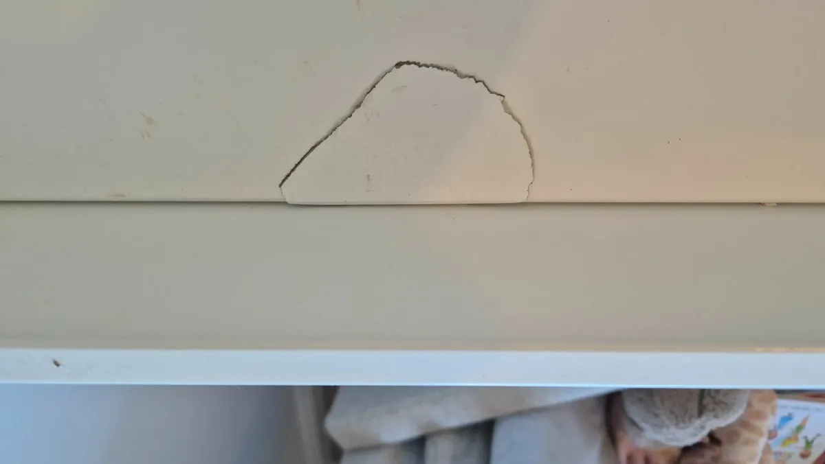 Baby changing table - Image 2