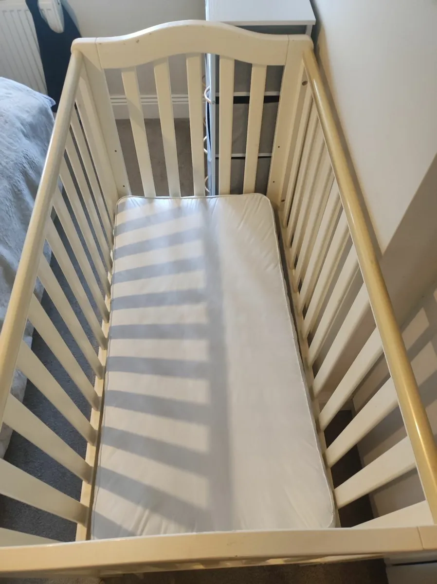 Baby Cot - Image 1