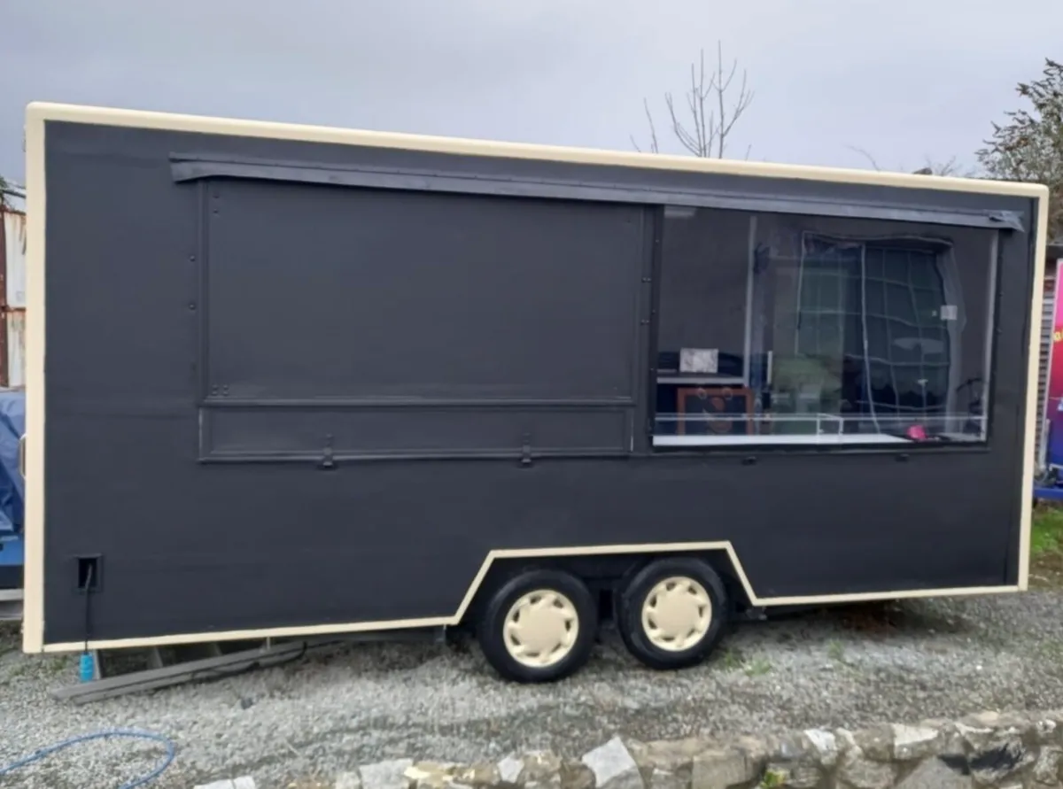 Food trailer - Image 2