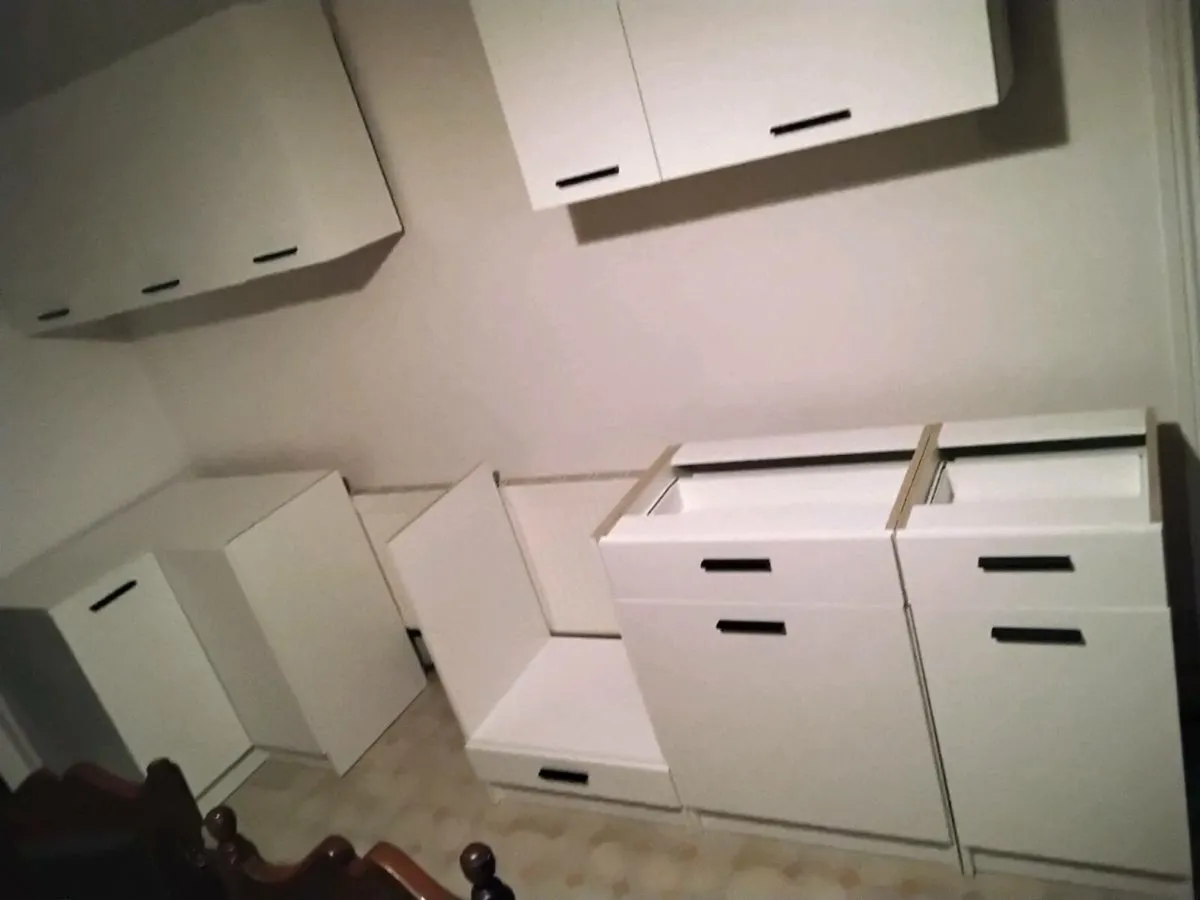 Kitchen furniture for sale - Image 2