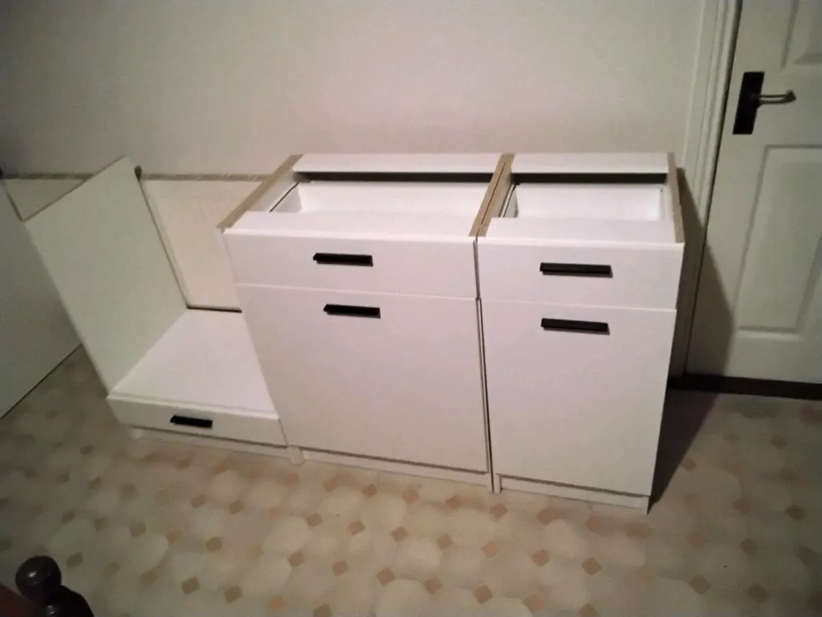 Kitchen furniture for sale - Image 4