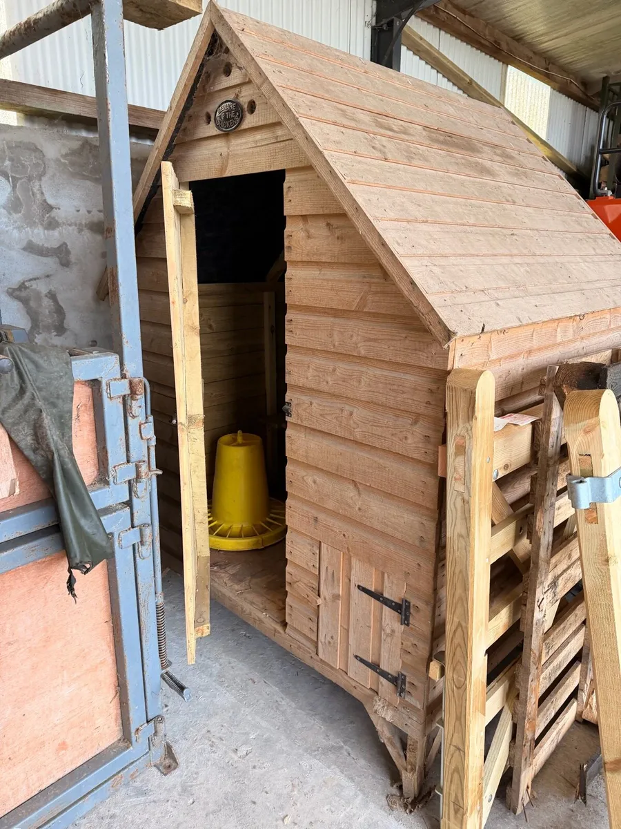 CHICKEN HOUSE / COOP / RE ADVERTISED !!! - Image 1