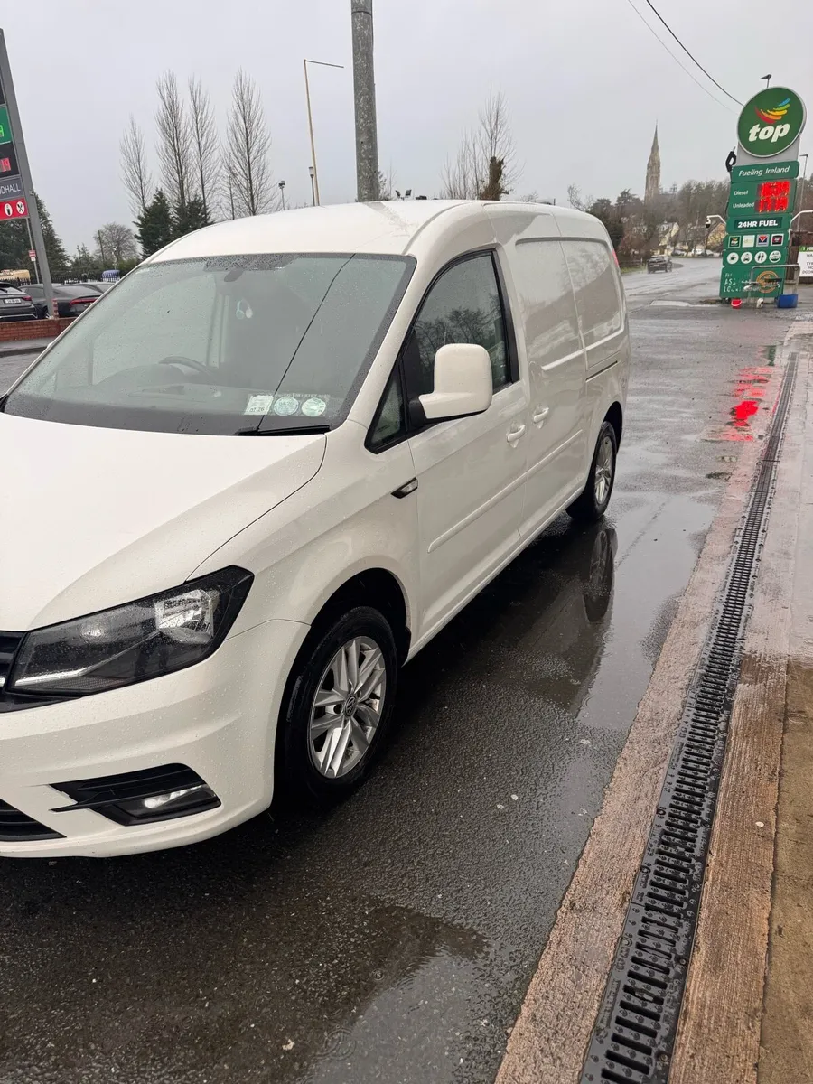 2019 VW Volkswagen Caddy Maxi LWB Highline Van - Image 4