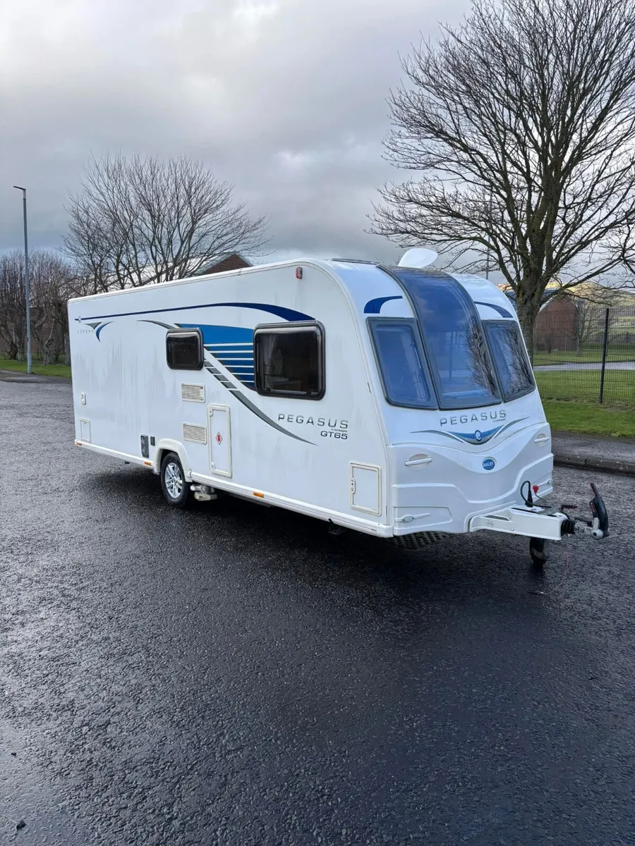 2013 Bailey Verona GT65 fixed bed - Image 1