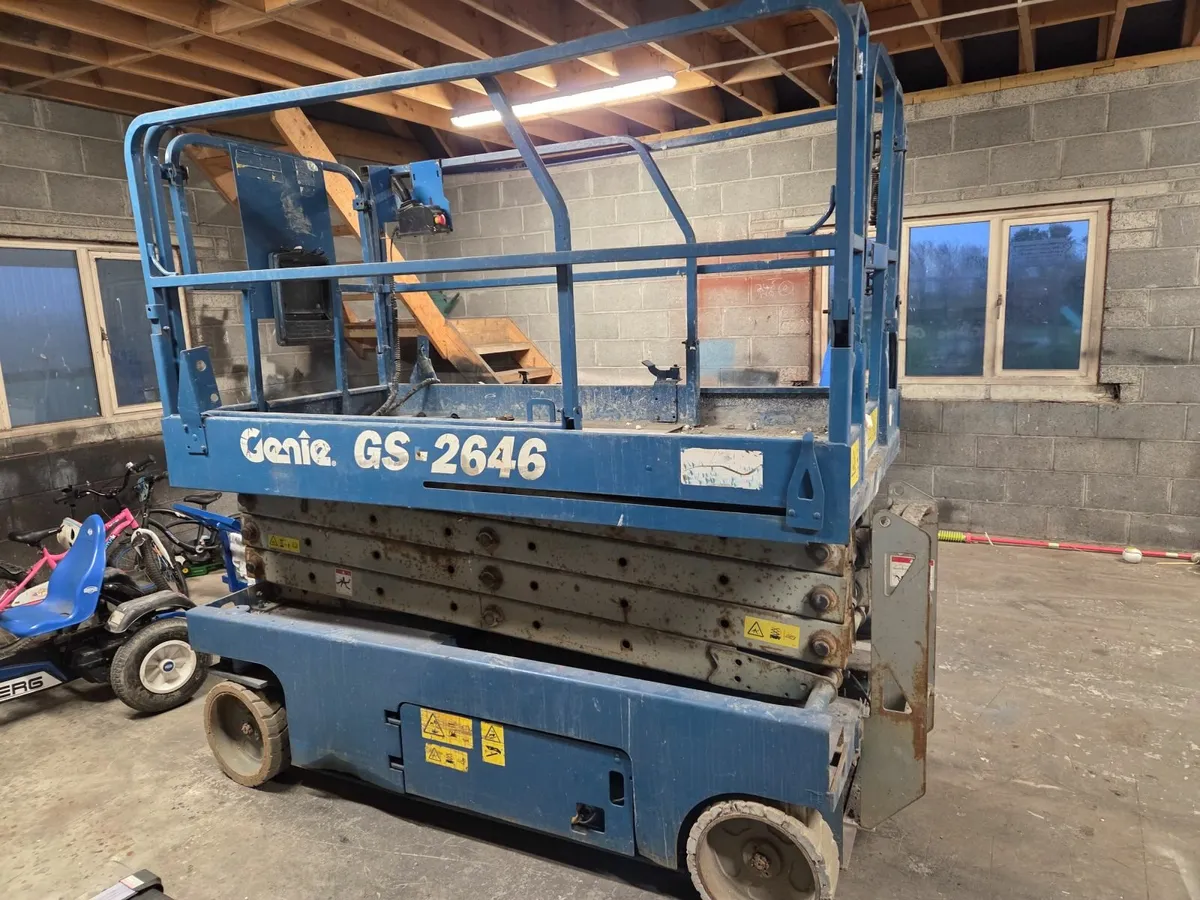 Genie sissors lift - Image 3