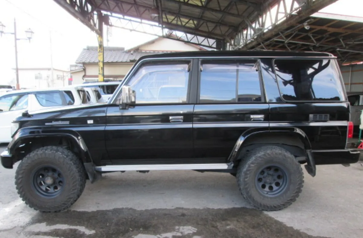 New Stock - Toyota Land Cruiser Prado - Image 3