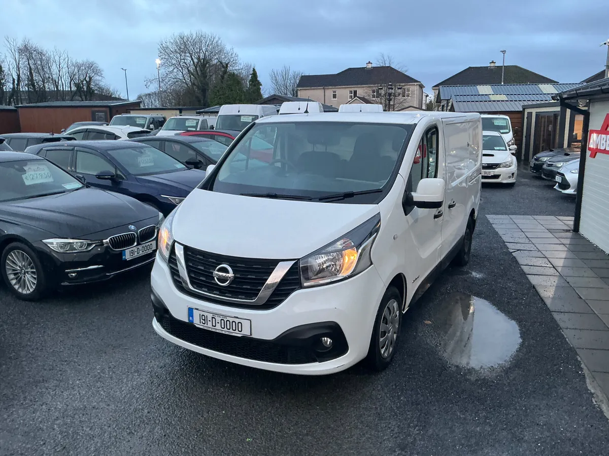 Nissan NV300 2019 Turbo Diesel - Image 4