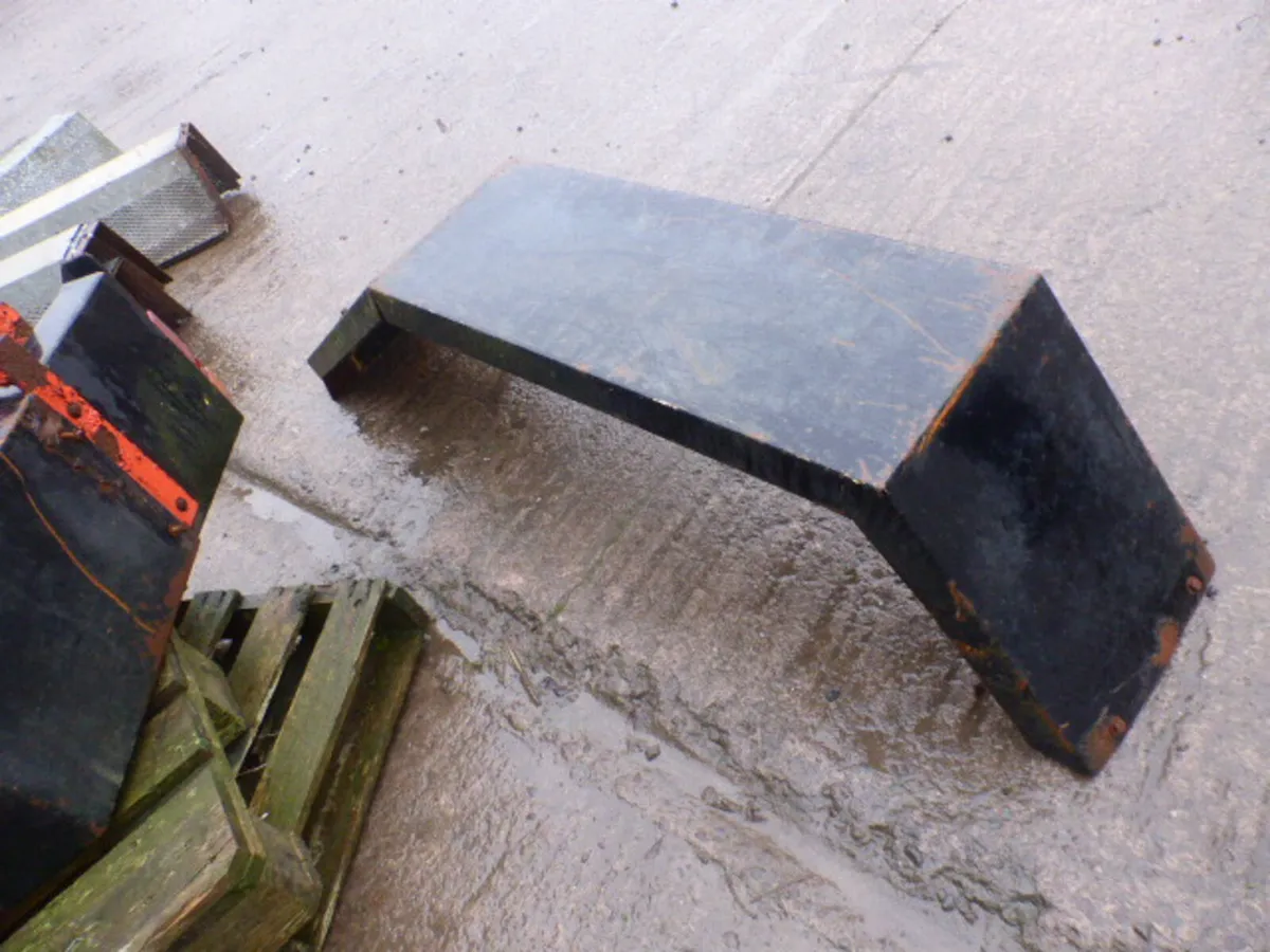 Set of 4 x Mudguards - Image 4