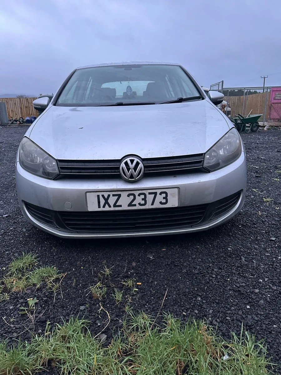 2010 Volkswagen Golf 1.6 &2.0 tdi for breaking - Image 2