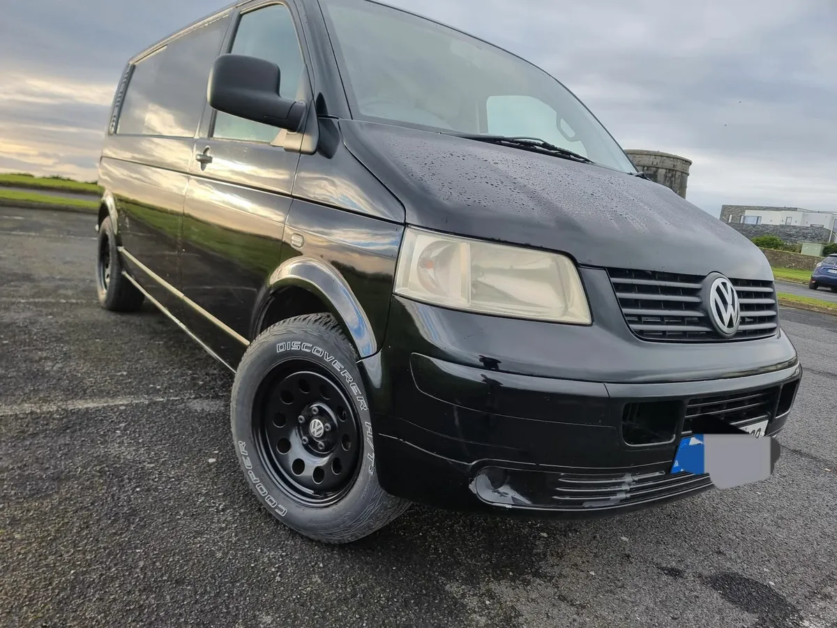 VW T5 2.5 TDI     One Owner - Image 1