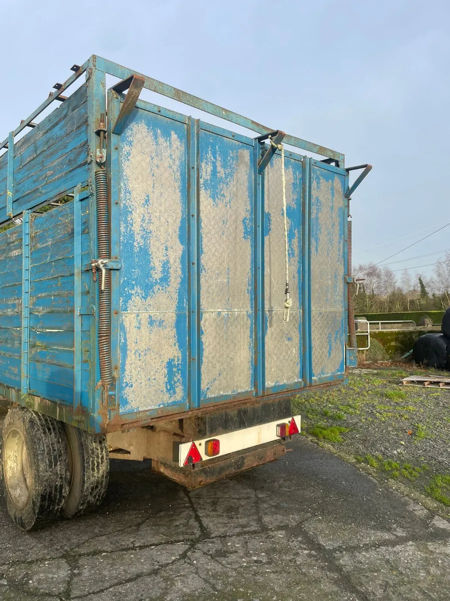 Cattle trailer - Image 2