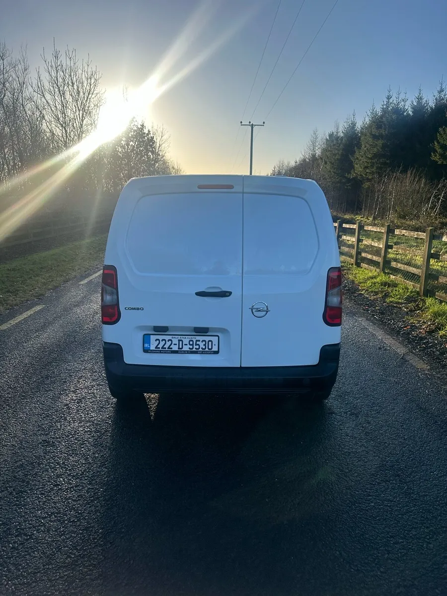 Open combo van - Image 2