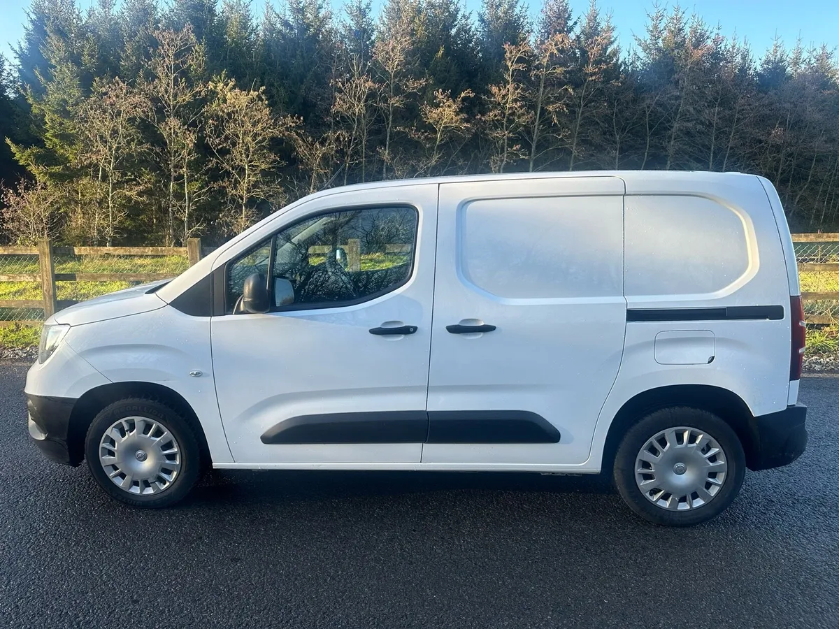 Open combo van - Image 4