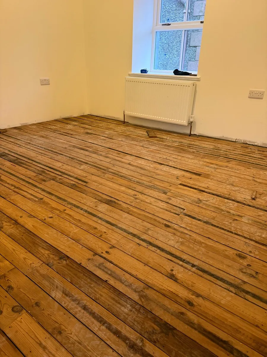 Reclaimed  Cedar wall cladding or flooring. - Image 1